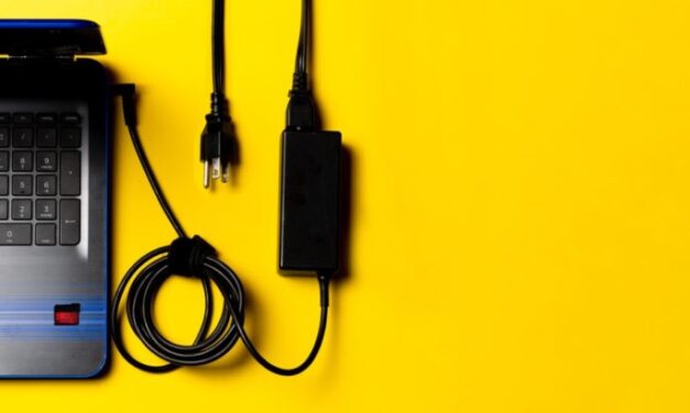 COMO RESFRIAR A FONTE DO NOTEBOOK