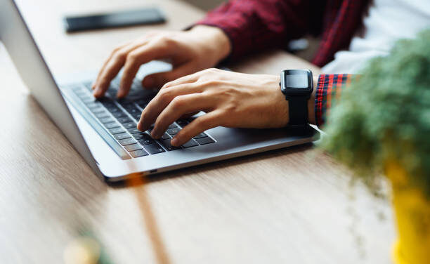 TECLADO DESCONFIGURADO: O QUE FAZER?