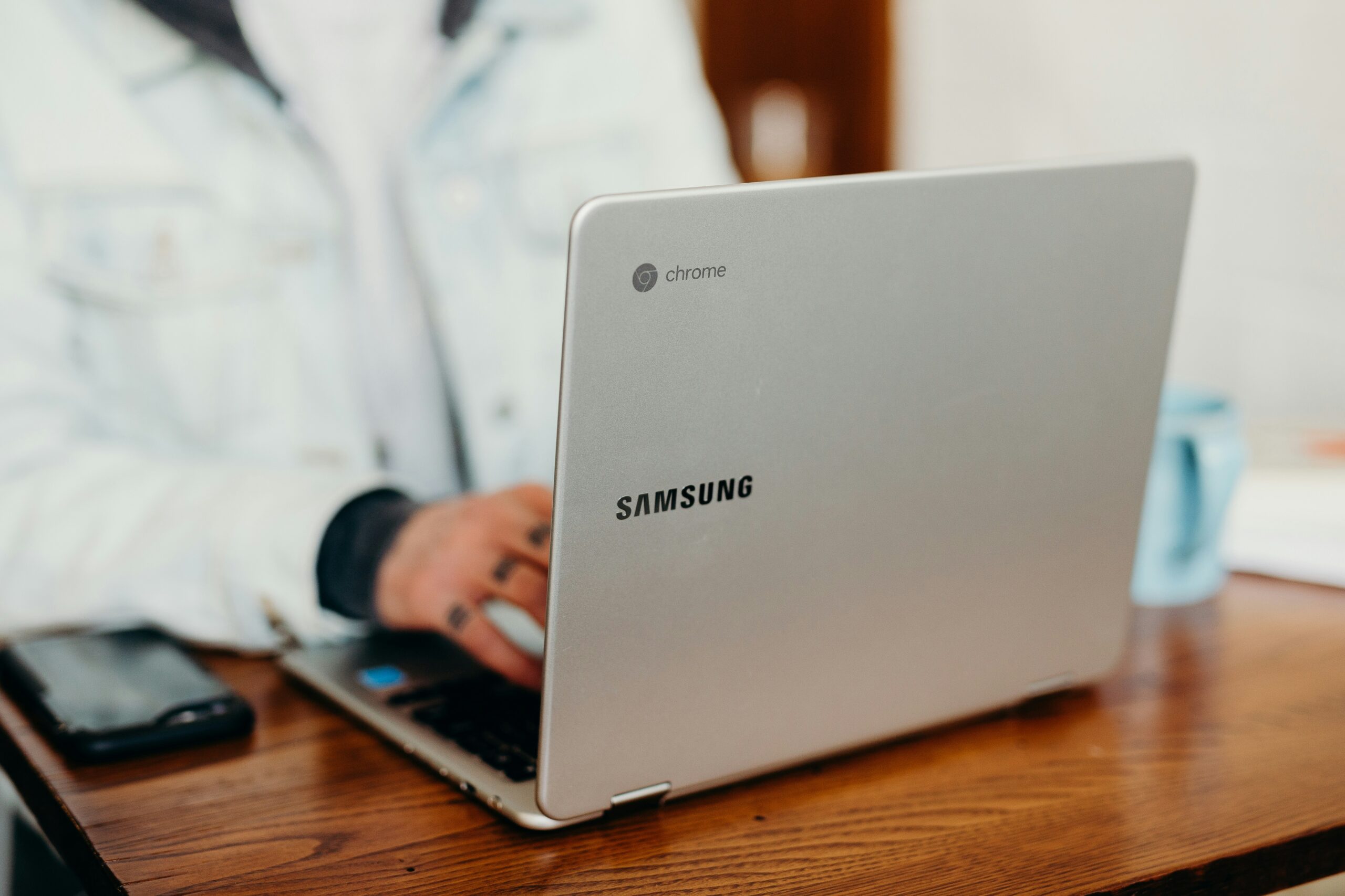 Como comprar bateria para notebook Samsung