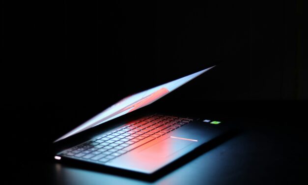 Como trocar a bateria de notebook Lenovo